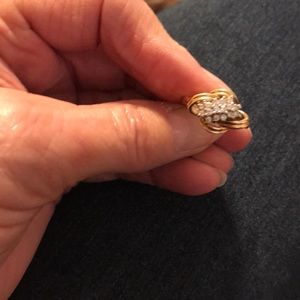 14kt gold diamond cluster